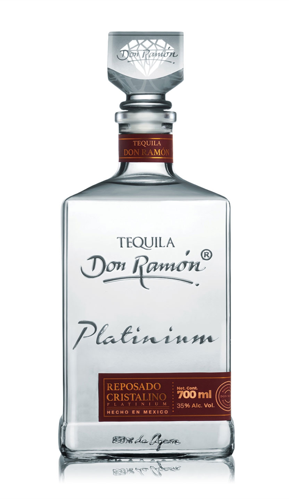 Botella transparente de Tequila Don Ramón Platinium Reposado Cristalino, 700ml, 35% alcohol.